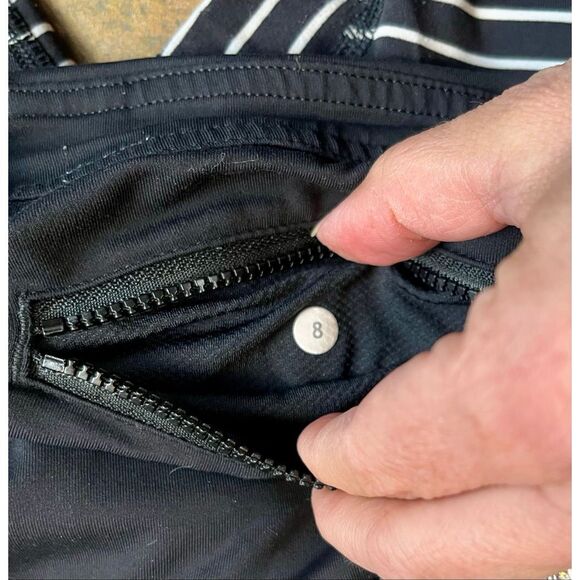 LULULEMON Runday Crop Ankle Legging Athletic Stripe Pants 8 - Picture 10 of 12